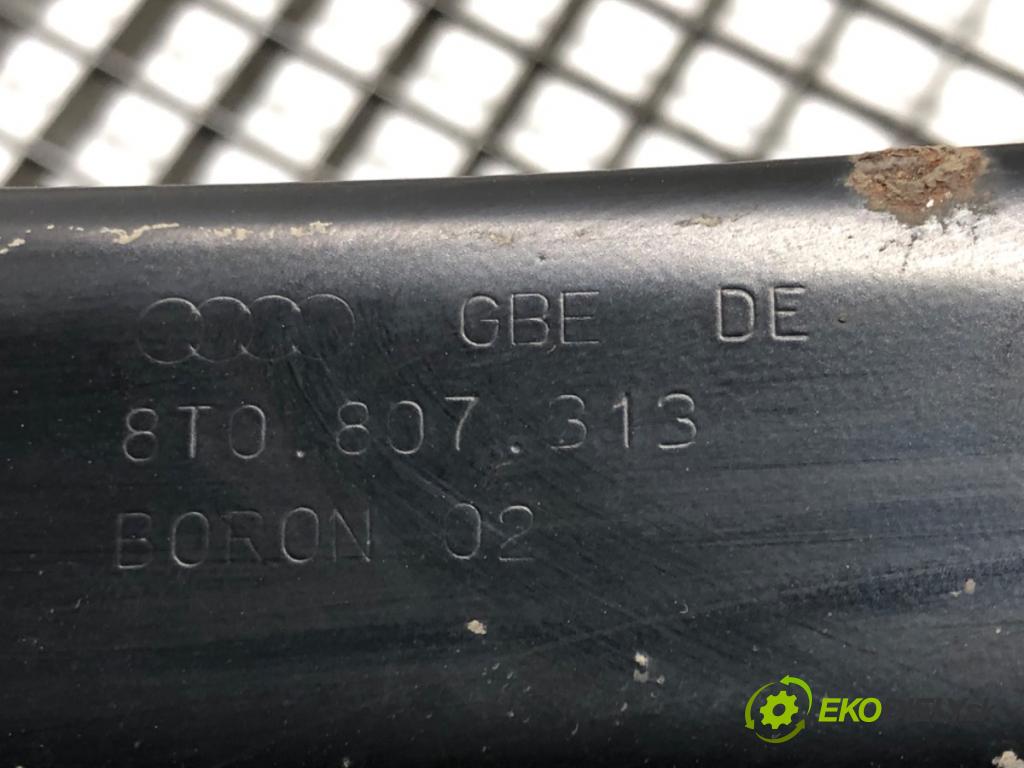 AUDI A4 B8 Avant (8K5) 2007 - 2015    2.0 TDI 105 kW [143 KM] olej napędowy 2008 - 2015  výztuha nárazníka zadní část 8T0807313 (Výztuhy zadní)
