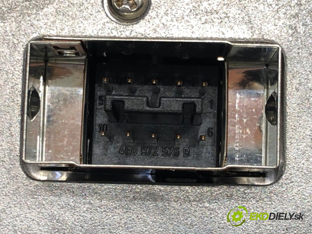 AUDI A4 B8 Avant (8K5) 2007 - 2015    2.0 TDI 105 kW [143 KM] olej napędowy 2008 - 2015  Dislpej 8T0919603A (Prístrojové dosky, displeje)