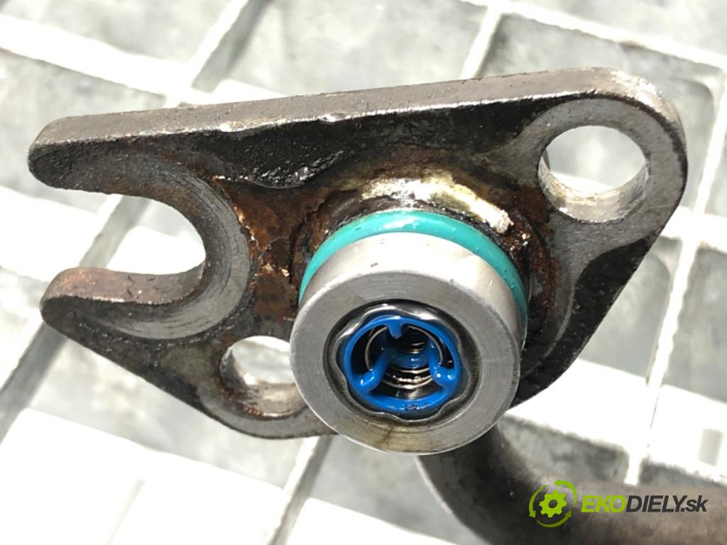 AUDI A4 B8 Avant (8K5) 2007 - 2015    2.0 TDI 105 kW [143 KM] olej napędowy 2008 - 2015  hadica servočerpadlo 8K1422893CB (Rúrky, hadice servočerpadla)