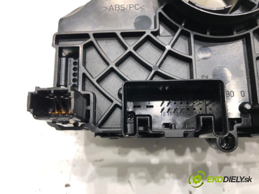 AUDI A4 B8 Avant (8K5) 2007 - 2015    2.0 TDI 105 kW [143 KM] olej napędowy 2008 - 2015  Krúžok, slimák airbag 8K0953568D (Airbagy)