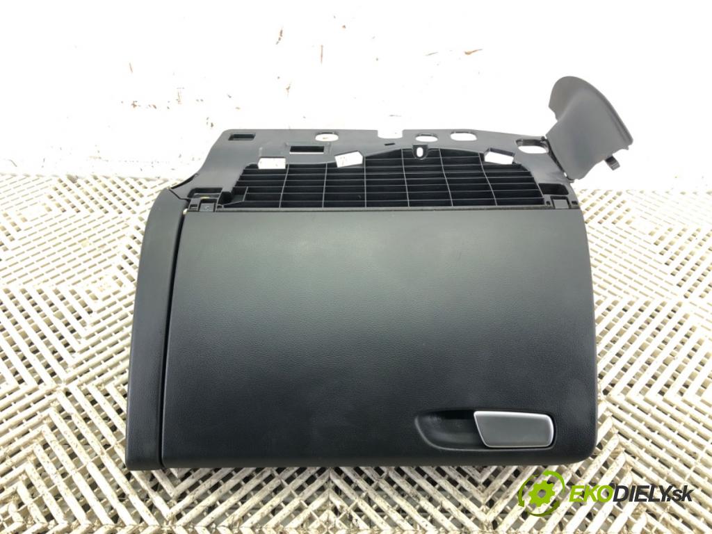 AUDI A4 B8 Avant (8K5) 2007 - 2015    2.0 TDI 105 kW [143 KM] olej napędowy 2008 - 2015  Priehradka, kastlík spolujazdca  (Priehradky, kastlíky)