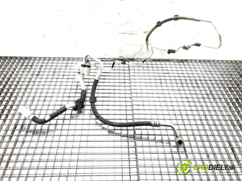 AUDI A4 B8 Avant (8K5) 2007 - 2015    2.0 TDI 105 kW [143 KM] olej napędowy 2008 - 2015  rúrka klimatizácie 8K1260712B (Rúrky klimatizácie)