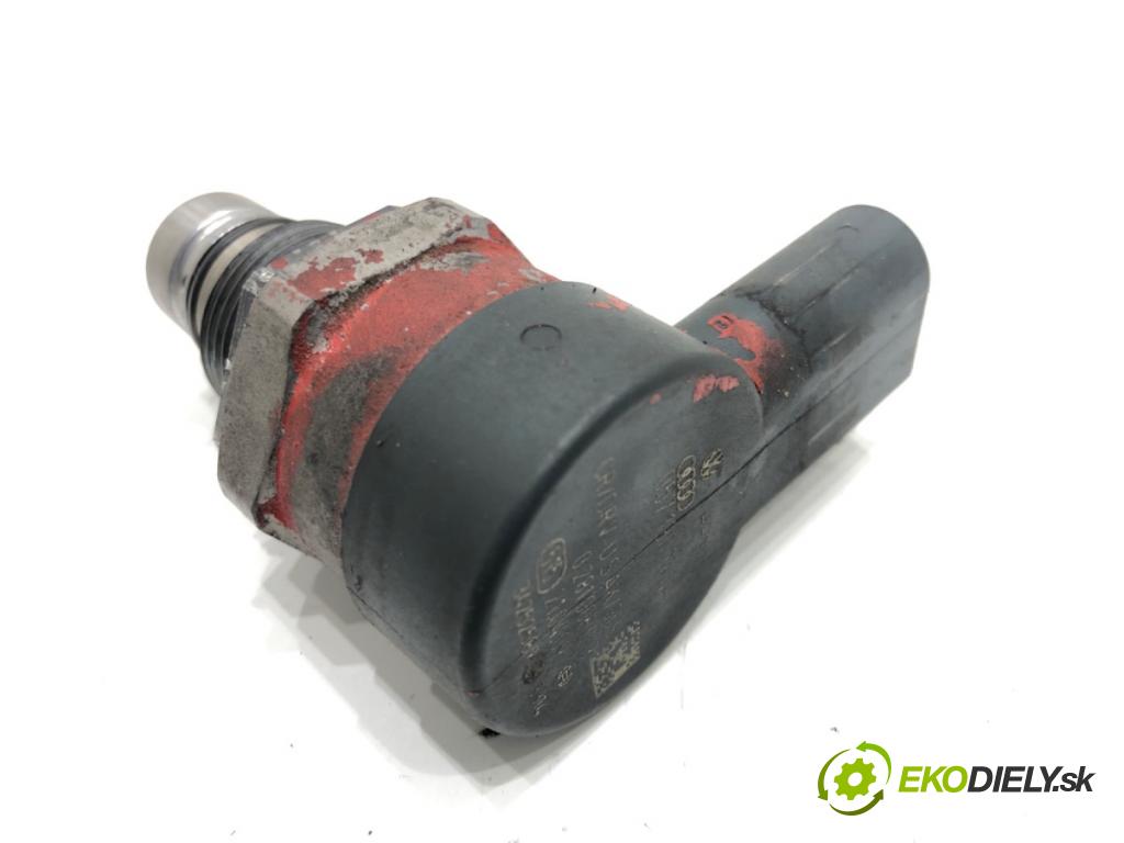 AUDI A4 B8 Avant (8K5) 2007 - 2015    2.0 TDI 105 kW [143 KM] olej napędowy 2008 - 2015  Regulátor tlaku paliva 057130764H 0281006003 (Ostatné)