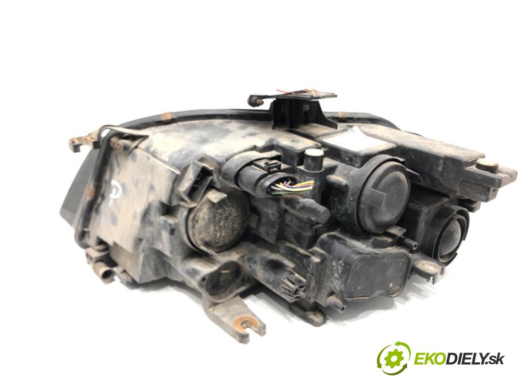 AUDI A4 B8 Avant (8K5) 2007 - 2015    2.0 TDI 105 kW [143 KM] olej napędowy 2008 - 2015  světlomet pravý přední část 8K0941004