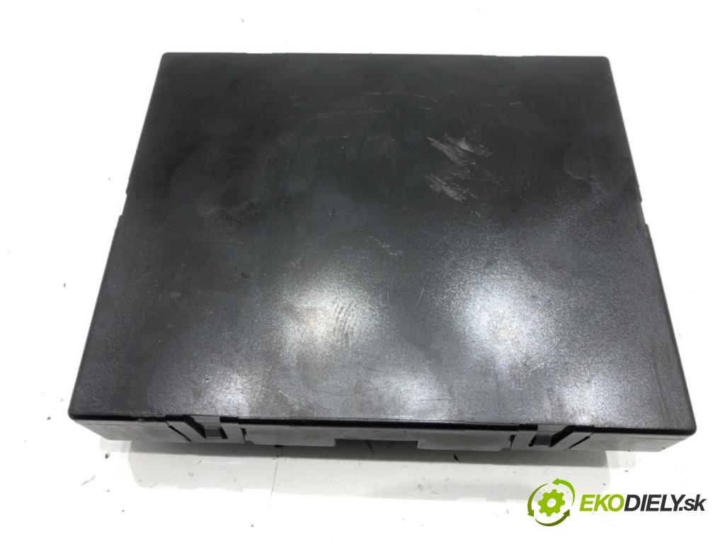 AUDI A4 B8 Avant (8K5) 2007 - 2015    2.0 TDI 105 kW [143 KM] olej napędowy 2008 - 2015  Modul BCM 8K0907064M (Ostatné)