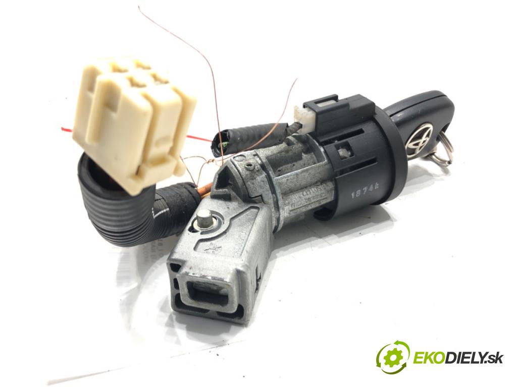 TOYOTA AYGO (_B1_) 2005 - 2014    1.4 HDi (WNB10_) 40 kW [54 KM] olej napędowy 2005 - 2010  spinačka N0502200 (Spínacie skrinky a kľúče)