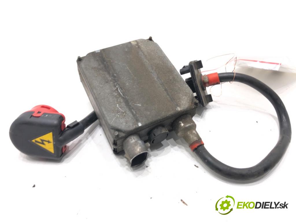 AUDI A6 C5 (4B2) 1997 - 2005    2.4 121 kW [165 KM] benzyna 1997 - 2005  Menič XENON 4B0941471 (Riadiace jednotky xenónu)