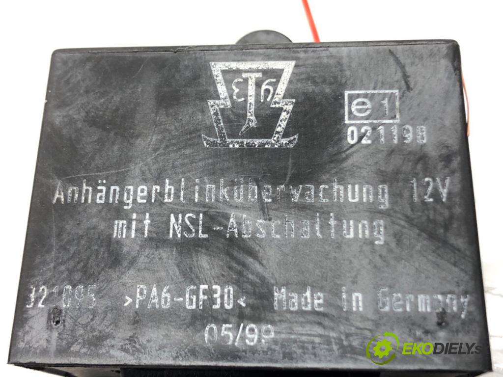 AUDI A6 C5 (4B2) 1997 - 2005    2.4 121 kW [165 KM] benzyna 1997 - 2005  Modul ťažného oka  (Ostatné)