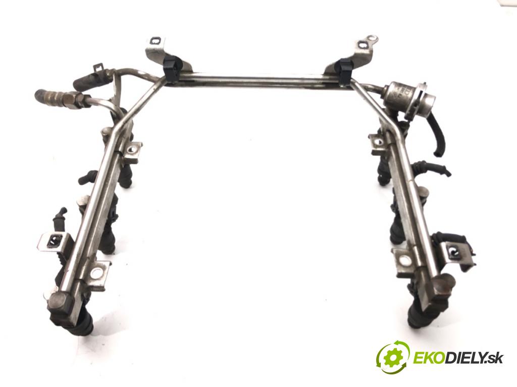 AUDI A6 C5 (4B2) 1997 - 2005    2.4 121 kW [165 KM] benzyna 1997 - 2005  Lišta vstrekovacia 078133681AJ (Vstrekovacie lišty)