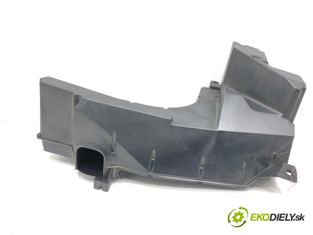 AUDI A6 C5 (4B2) 1997 - 2005    2.4 121 kW [165 KM] benzyna 1997 - 2005  subwoofer 4B5035382 (Audio zariadenia)