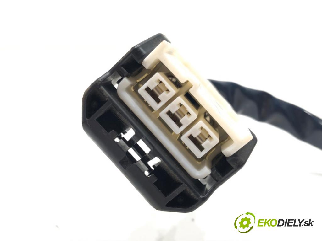 TOYOTA AURIS (_E15_) 2006 - 2012    1.6 (ZRE151_) 91 kW [124 KM] benzyna 2007 - 2012  Pumpa servočerpadlo 45200-02282 (Servočerpadlá, pumpy riadenia)