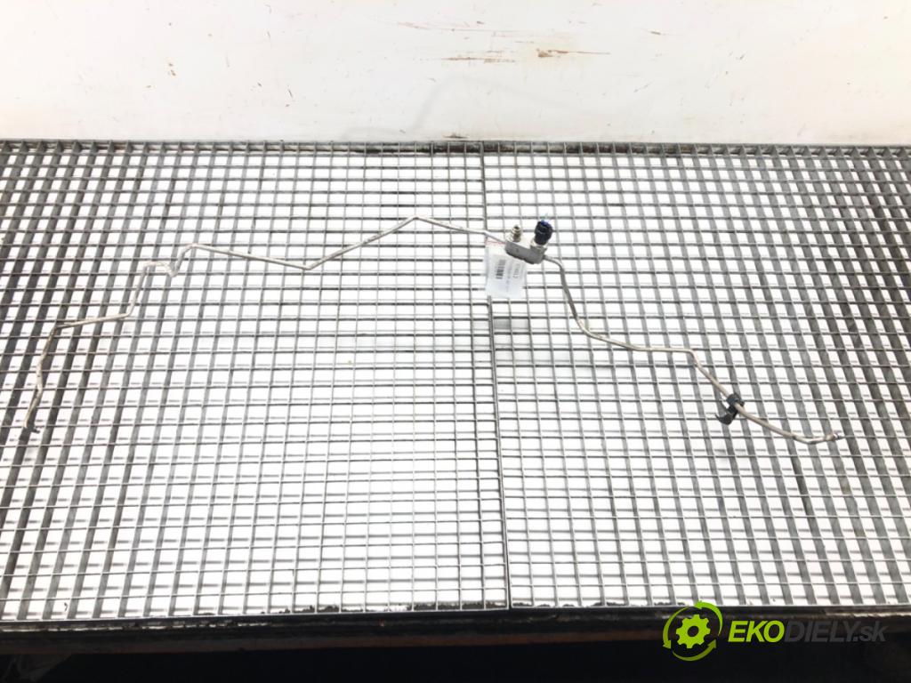 TOYOTA AURIS (_E15_) 2006 - 2012    1.6 (ZRE151_) 91 kW [124 KM] benzyna 2007 - 2012  rúrka klimatizácie  (Rúrky klimatizácie)