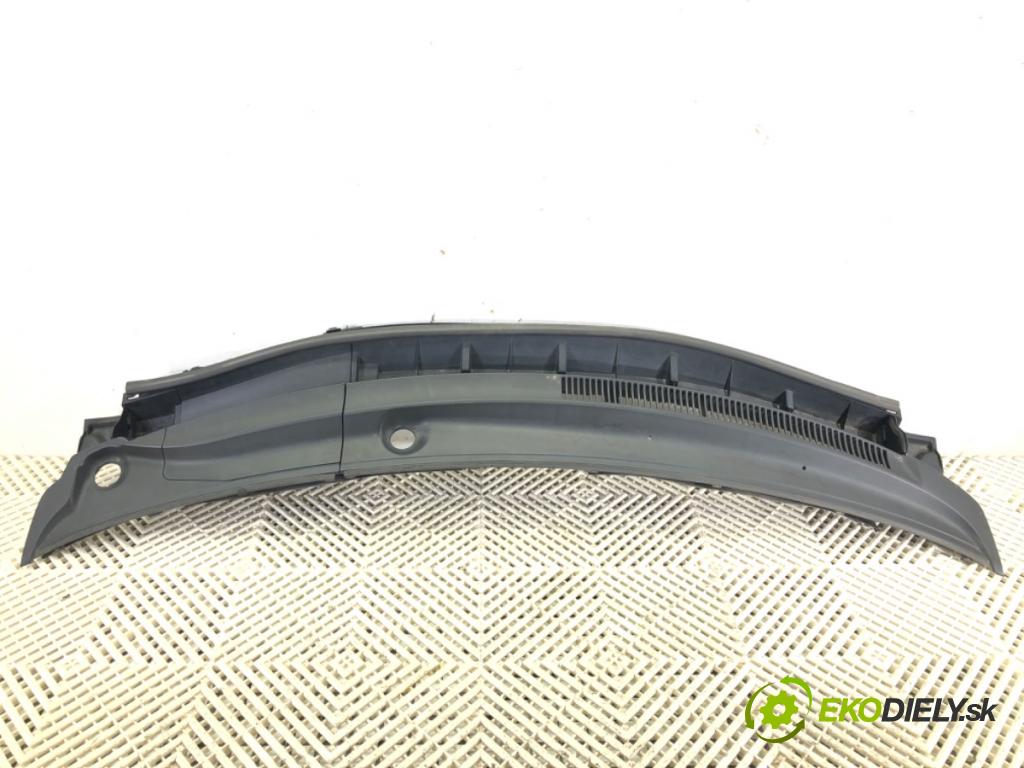 TOYOTA AURIS (_E15_) 2006 - 2012    1.6 (ZRE151_) 91 kW [124 KM] benzyna 2007 - 2012  Torpédo, plast pod čelné okno 55781-02161 (Torpéda)