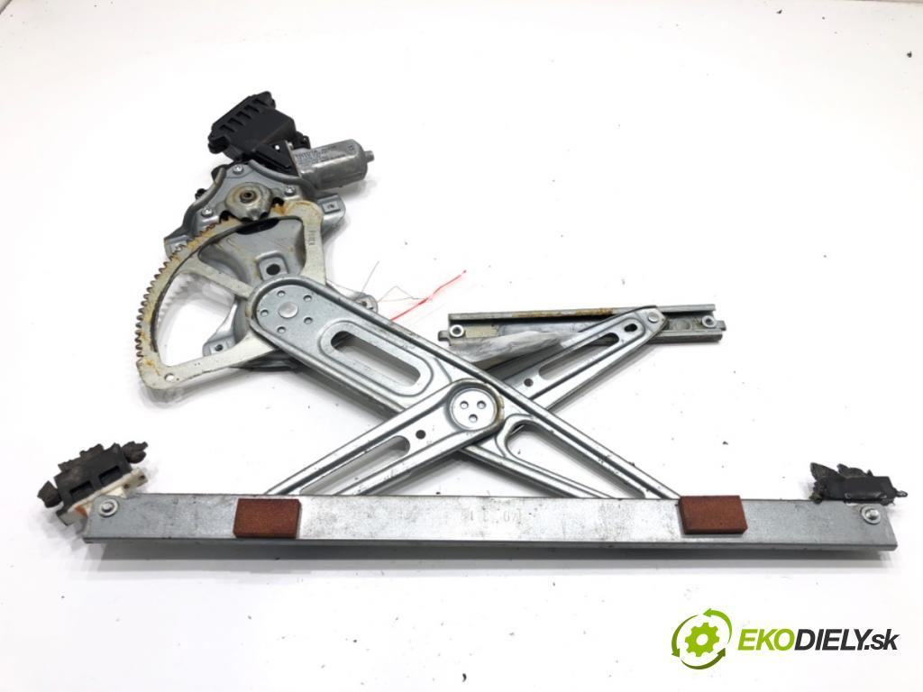 TOYOTA AURIS (_E15_) 2006 - 2012    1.6 (ZRE151_) 91 kW [124 KM] benzyna 2007 - 2012  mechanismus okna levý přední část 85702-02020