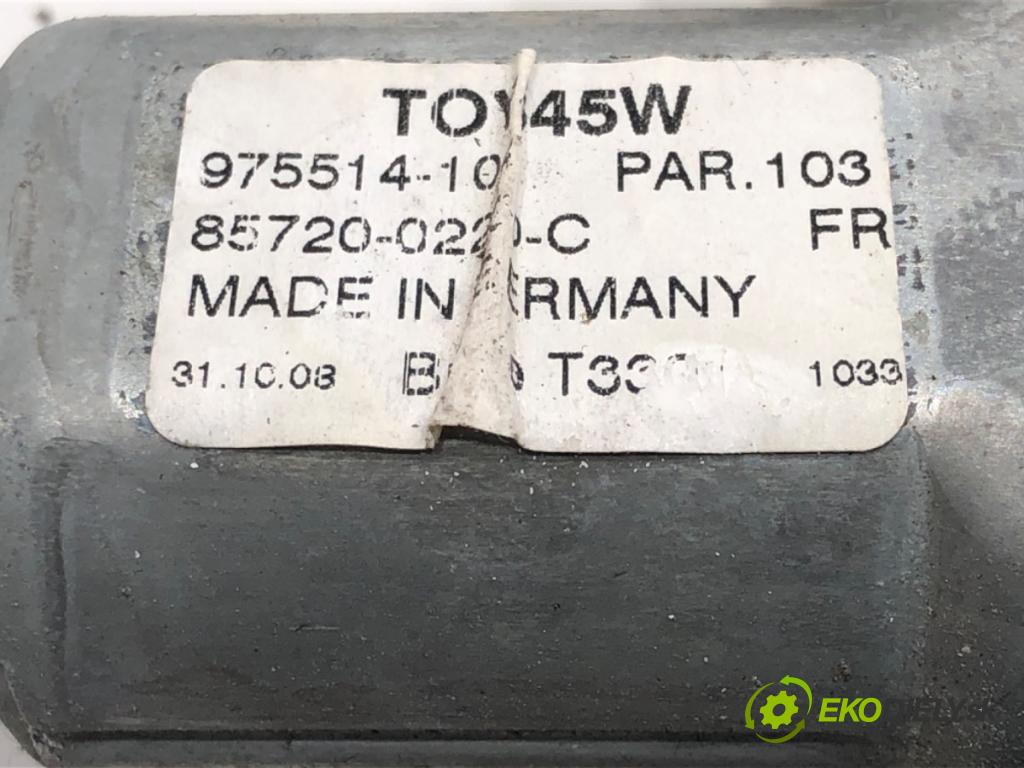 TOYOTA AURIS (_E15_) 2006 - 2012    1.6 (ZRE151_) 91 kW [124 KM] benzyna 2007 - 2012  mechanismus okna levý přední část 85702-02020