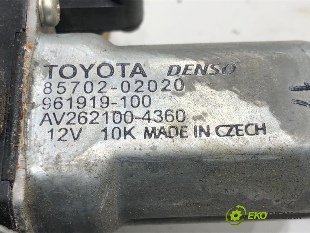 TOYOTA AURIS (_E15_) 2006 - 2012    1.6 (ZRE151_) 91 kW [124 KM] benzyna 2007 - 2012  mechanismus okna levý přední část 85702-02020