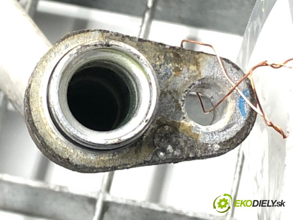 TOYOTA AURIS (_E15_) 2006 - 2012    1.6 (ZRE151_) 91 kW [124 KM] benzyna 2007 - 2012  rúrka klimatizácie  (Rúrky klimatizácie)