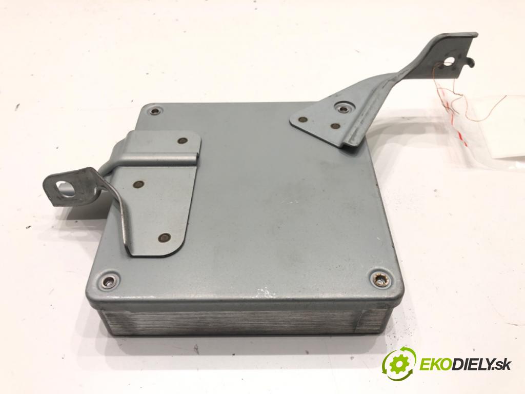 TOYOTA AURIS (_E15_) 2006 - 2012    1.6 (ZRE151_) 91 kW [124 KM] benzyna 2007 - 2012  Riadiaca jednotka prevodovky 89530-12253 (Riadiace jednotky prevodovky)