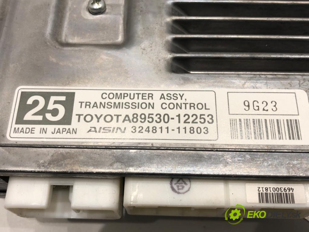 TOYOTA AURIS (_E15_) 2006 - 2012    1.6 (ZRE151_) 91 kW [124 KM] benzyna 2007 - 2012  Riadiaca jednotka prevodovky 89530-12253 (Riadiace jednotky prevodovky)