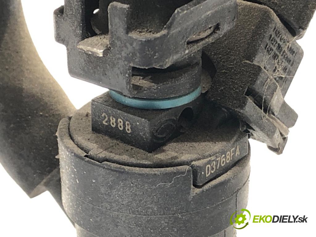 BMW 3 (E46) 1997 - 2005    318 i 87 kW [118 KM] benzyna 1997 - 2001  Lišta vstrekovacia D3768FA (Vstrekovacie lišty)