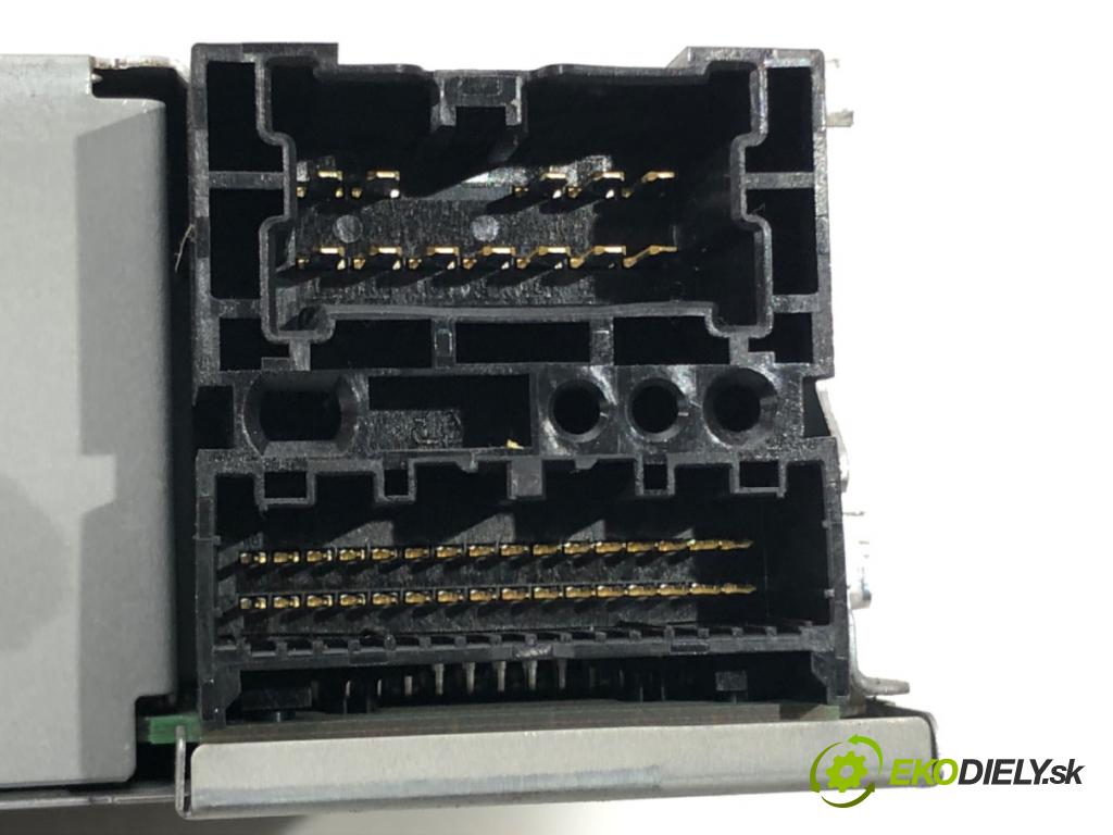 RENAULT MEGANE III Grandtour (KZ0/1) 2008 - 2022    1.6 dCi (KZ00, KZ12, KZ13) 96 kW [130 KM] olej napędowy 2011 - 2022  RADIO 281153266R (Audio zariadenia)