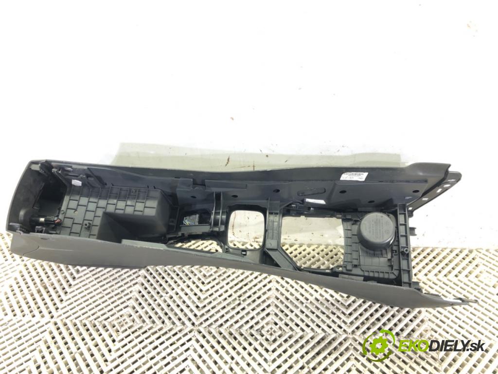 RENAULT MEGANE III Grandtour (KZ0/1) 2008 - 2022    1.6 dCi (KZ00, KZ12, KZ13) 96 kW [130 KM] olej napędowy 2011 - 2022  Tunel stredový 969100026R (Stredový tunel / panel)