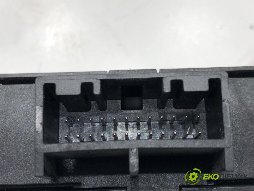 RENAULT MEGANE III Grandtour (KZ0/1) 2008 - 2022    1.6 dCi (KZ00, KZ12, KZ13) 96 kW [130 KM] olej napędowy 2011 - 2022  Modul PDC 259909913R (Ostatné)