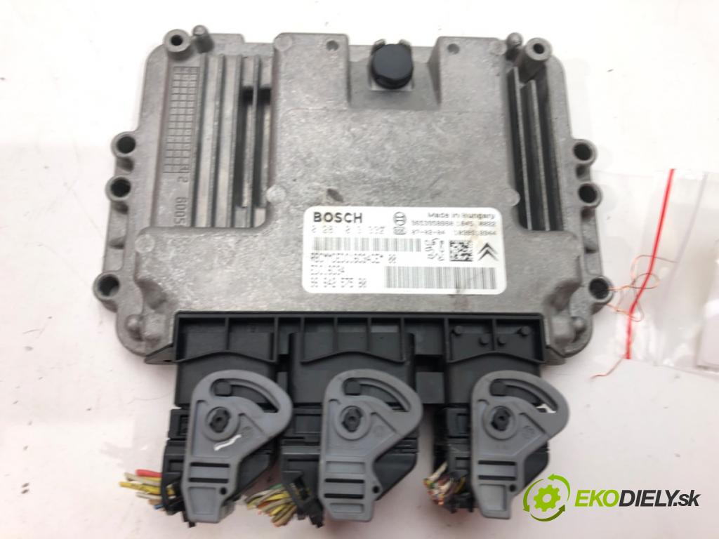 PEUGEOT 407 SW (6E_) 2004 - 2011    1.6 HDi 110 80 kW [109 KM] olej napędowy 2004 - 2010  riadiaca jednotka Motor 9664257580 (Riadiace jednotky)