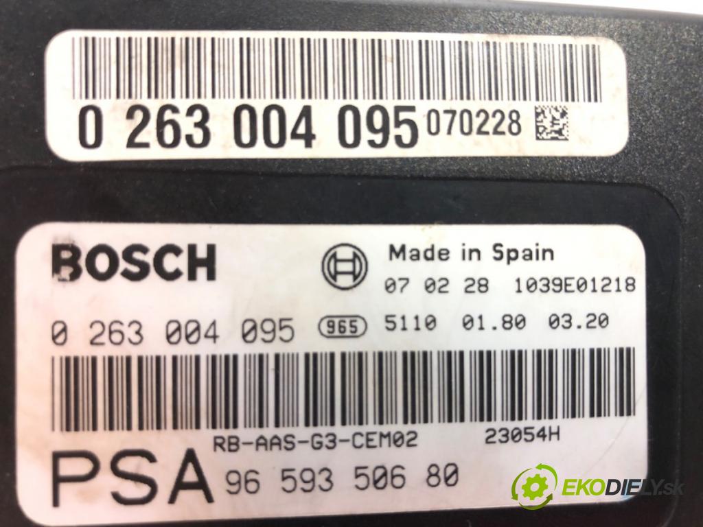 PEUGEOT 407 SW (6E_) 2004 - 2011    1.6 HDi 110 80 kW [109 KM] olej napędowy 2004 - 2010  Modul PDC 9659350680 (Ostatné)