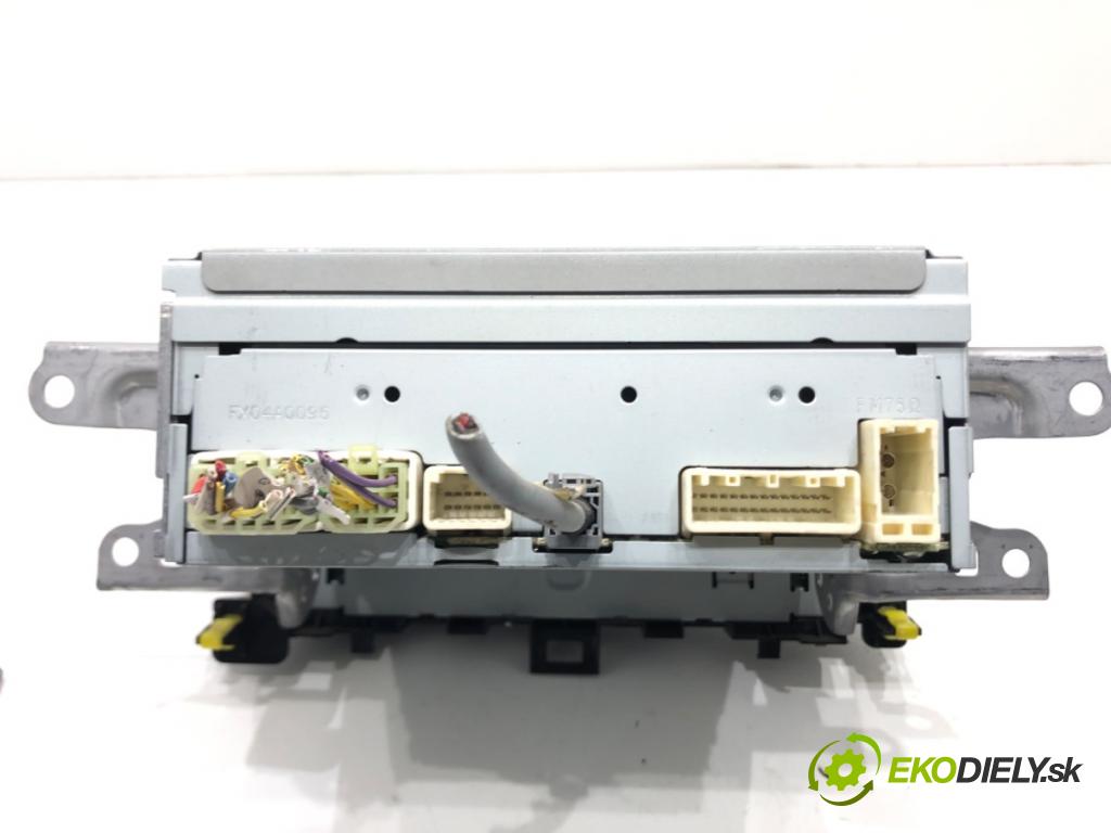 TOYOTA YARIS (_P13_) 2010 - 2022    1.0 (KSP130_) 51 kW [69 KM] benzyna 2010 - 2022  RADIO 86120-0D640 (Audio zariadenia)