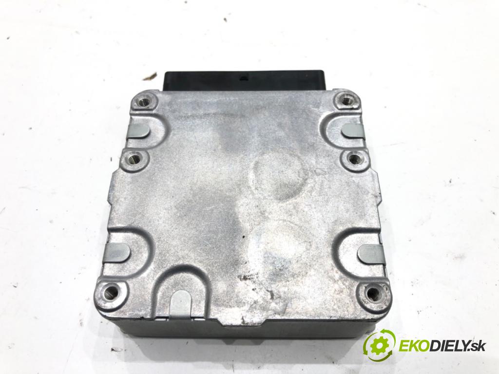 TOYOTA YARIS (_P13_) 2010 - 2022    1.0 (KSP130_) 51 kW [69 KM] benzyna 2010 - 2022  Modul servočerpadlo 89650-0D302 (Ostatné)