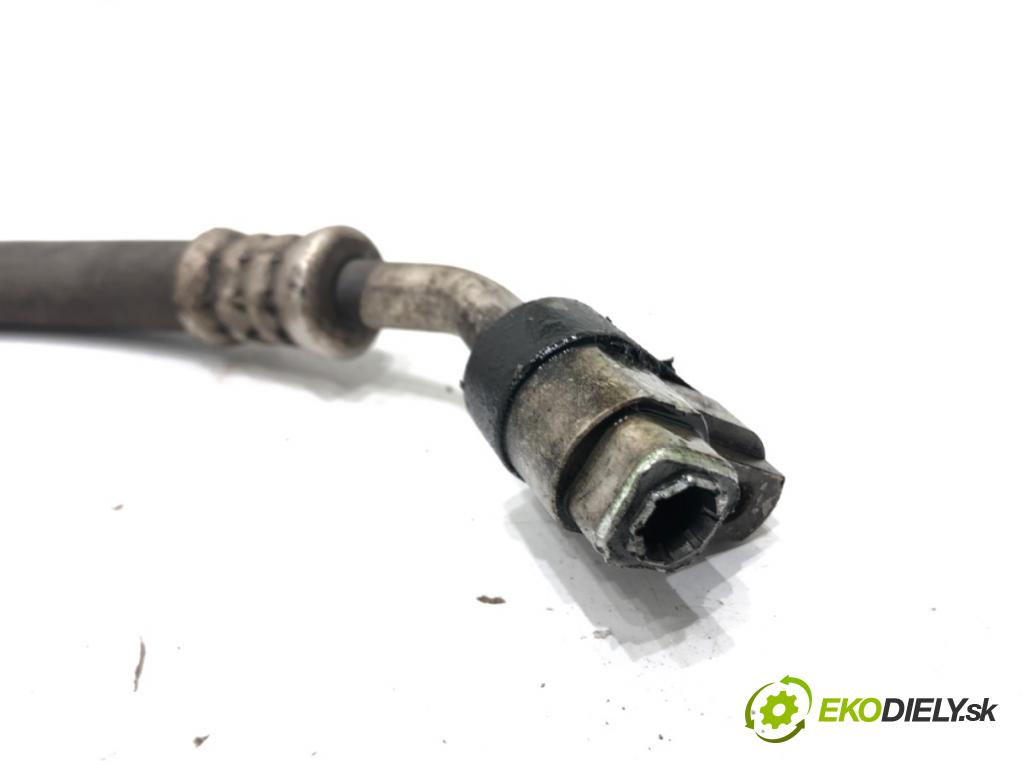 TOYOTA YARIS (_P13_) 2010 - 2022    1.0 (KSP130_) 51 kW [69 KM] benzyna 2010 - 2022  rúrka klimatizácie  (Rúrky klimatizácie)