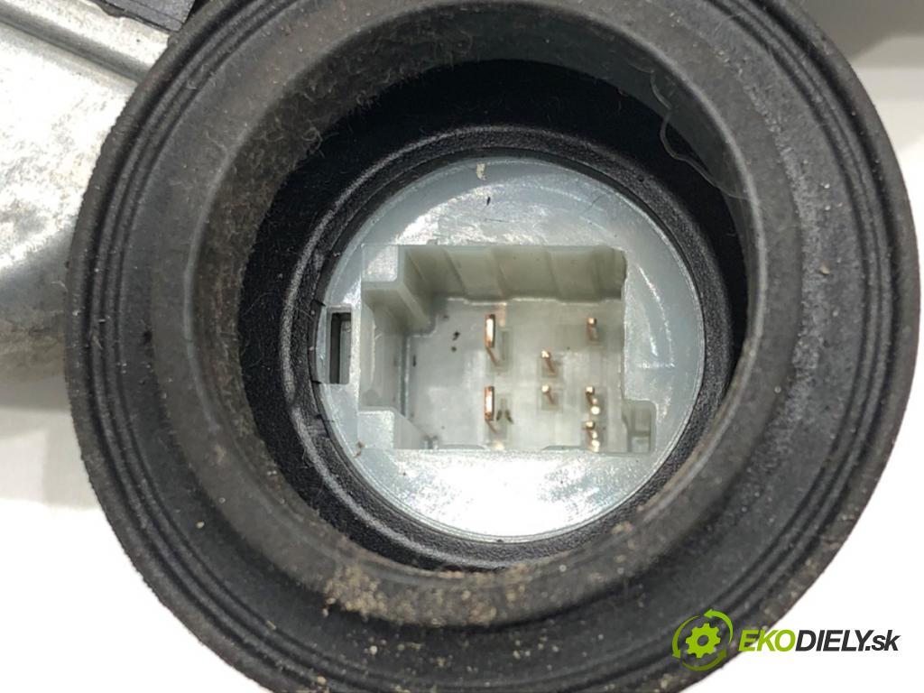 TOYOTA YARIS (_P13_) 2010 - 2022    1.0 (KSP130_) 51 kW [69 KM] benzyna 2010 - 2022  mechanismus okna levý přední část 85720-00210