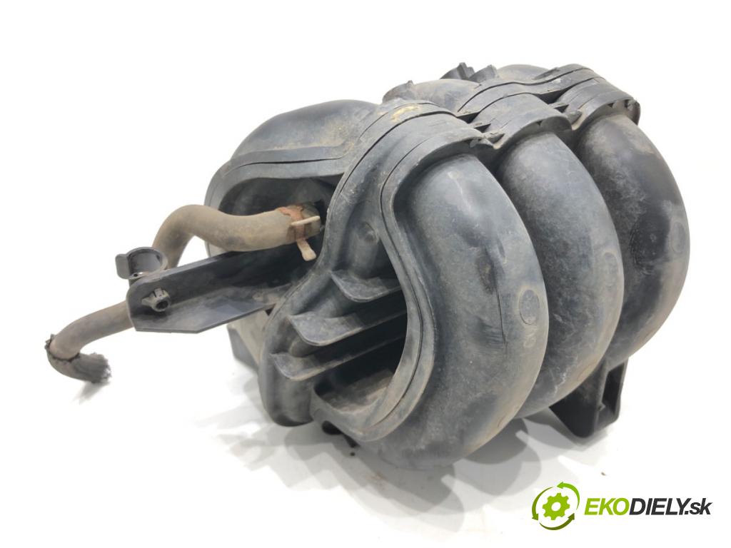 TOYOTA YARIS (_P13_) 2010 - 2022    1.0 (KSP130_) 51 kW [69 KM] benzyna 2010 - 2022  Potrubie sacie, sanie  (Sacie potrubia)