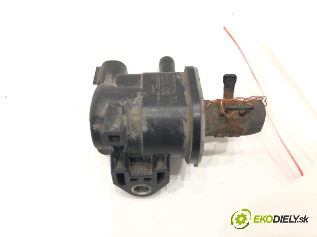 TOYOTA YARIS (_P13_) 2010 - 2022    1.0 (KSP130_) 51 kW [69 KM] benzyna 2010 - 2022  Snímač tlaku paliva 90910-12280 (Snímače)