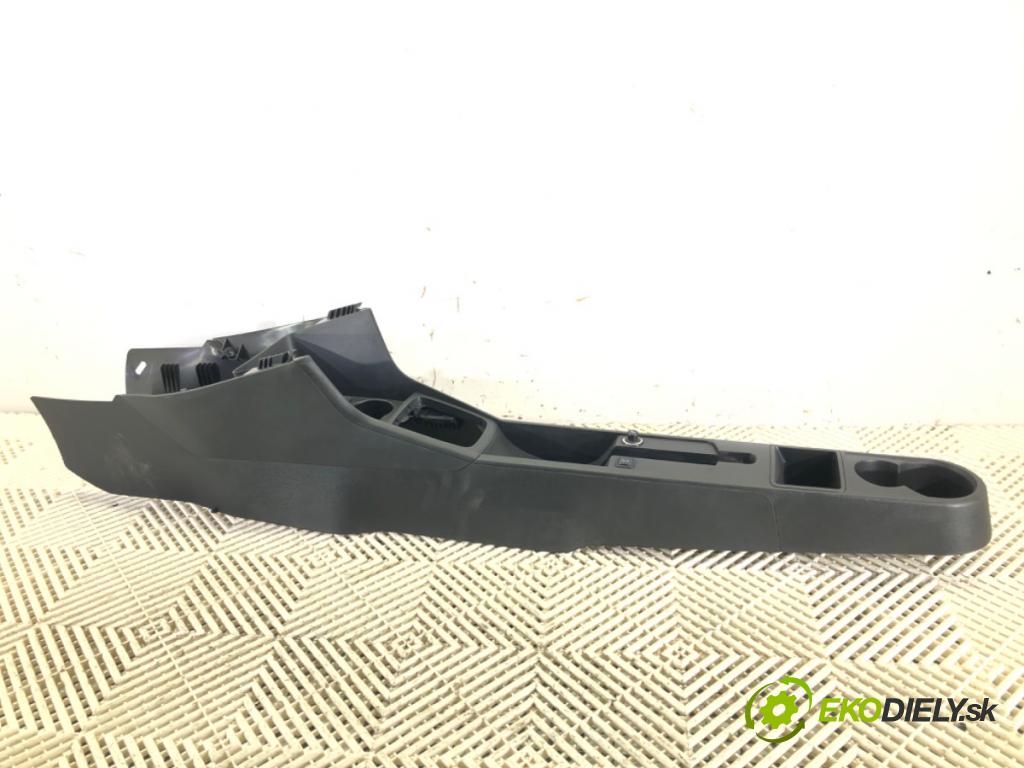 SKODA RAPID (NH3, NK3, NK6) 2012 - 2022    1.2 TSI 66 kW [90 KM] benzyna 2015 - 2019  Tunel stredový  (Stredový tunel / panel)