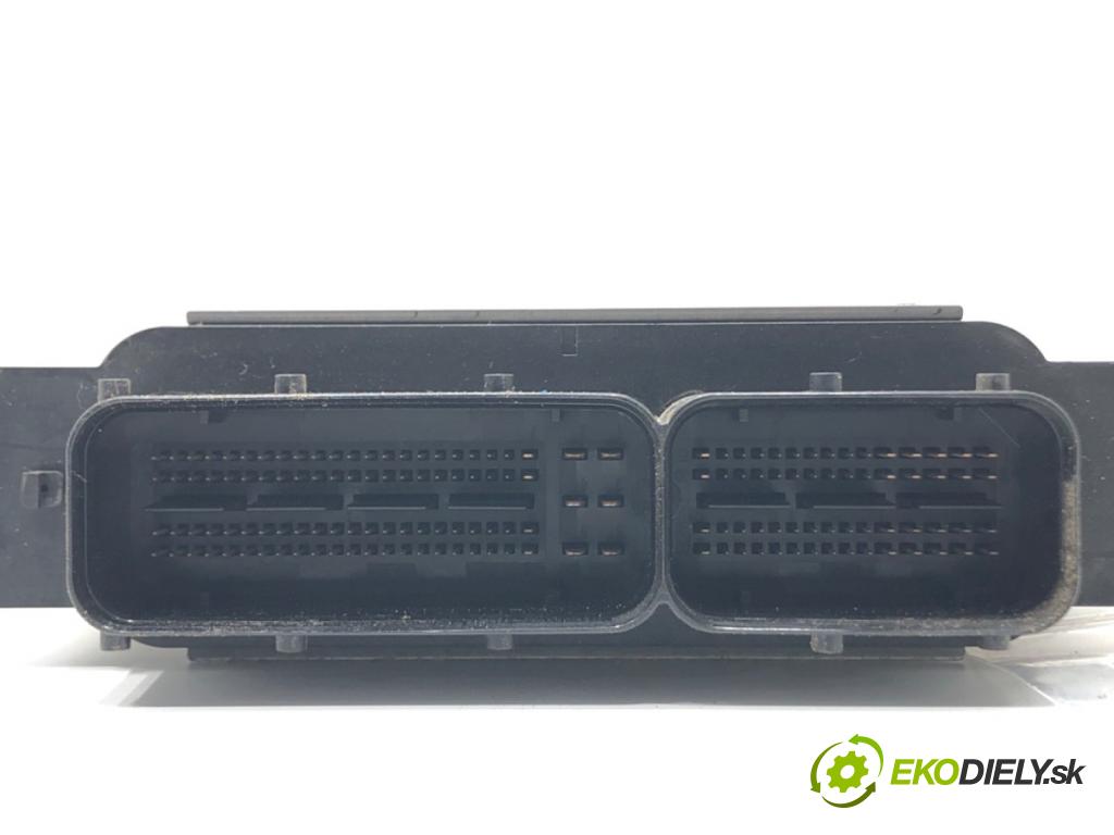 SKODA RAPID (NH3, NK3, NK6) 2012 - 2022    1.2 TSI 66 kW [90 KM] benzyna 2015 - 2019  riadiaca jednotka Motor 04E907309AF (Riadiace jednotky)