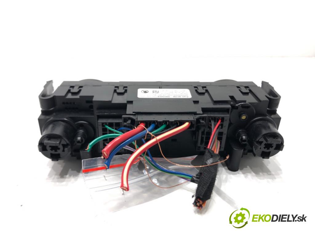SKODA RAPID (NH3, NK3, NK6) 2012 - 2022    1.2 TSI 66 kW [90 KM] benzyna 2015 - 2019  Panel ovládania kúrenia 5JA820045D (Prepínače, spínače, tlačidlá a ovládače kúrenia)