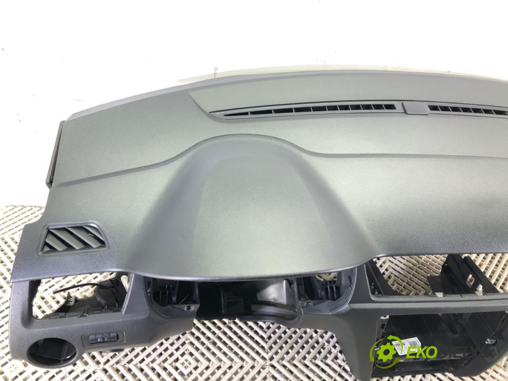 SKODA RAPID (NH3, NK3, NK6) 2012 - 2022    1.2 TSI 66 kW [90 KM] benzyna 2015 - 2019  palubní doska  (Palubní desky)