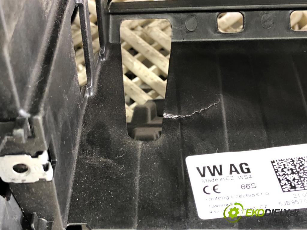 SKODA RAPID (NH3, NK3, NK6) 2012 - 2022    1.2 TSI 66 kW [90 KM] benzyna 2015 - 2019  palubní doska  (Palubní desky)