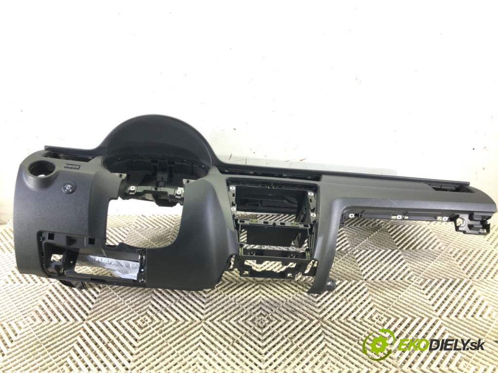 SKODA RAPID (NH3, NK3, NK6) 2012 - 2022    1.2 TSI 66 kW [90 KM] benzyna 2015 - 2019  palubní doska  (Palubní desky)