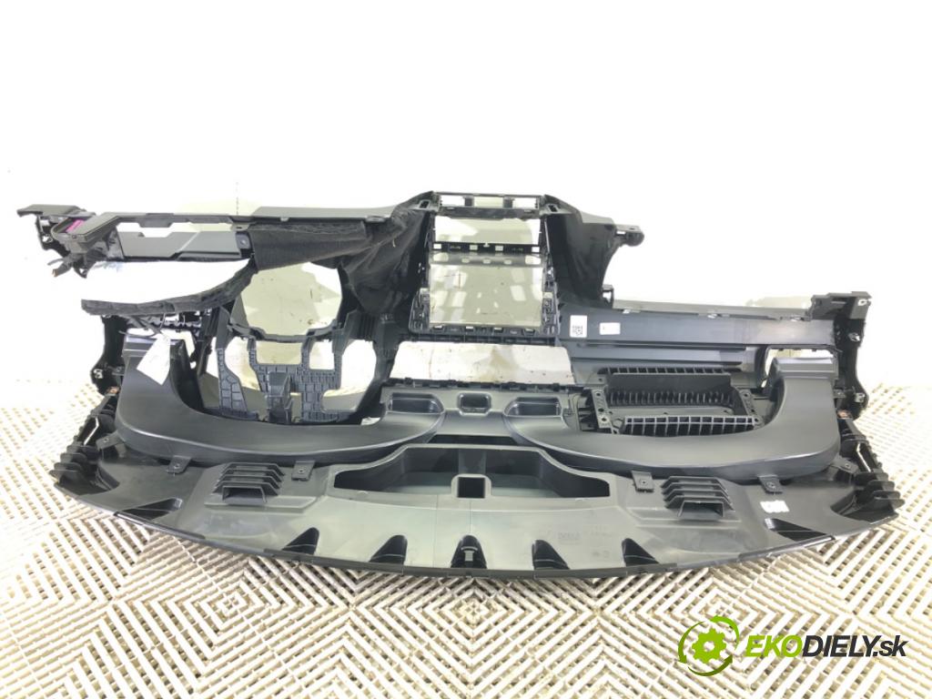 SKODA RAPID (NH3, NK3, NK6) 2012 - 2022    1.2 TSI 66 kW [90 KM] benzyna 2015 - 2019  palubní doska  (Palubní desky)