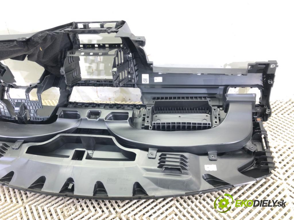 SKODA RAPID (NH3, NK3, NK6) 2012 - 2022    1.2 TSI 66 kW [90 KM] benzyna 2015 - 2019  palubní doska  (Palubní desky)