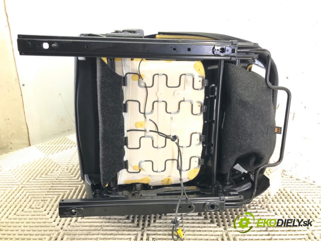 SKODA RAPID (NH3, NK3, NK6) 2012 - 2022    1.2 TSI 66 kW [90 KM] benzyna 2015 - 2019  Sedadlo ľavy predný