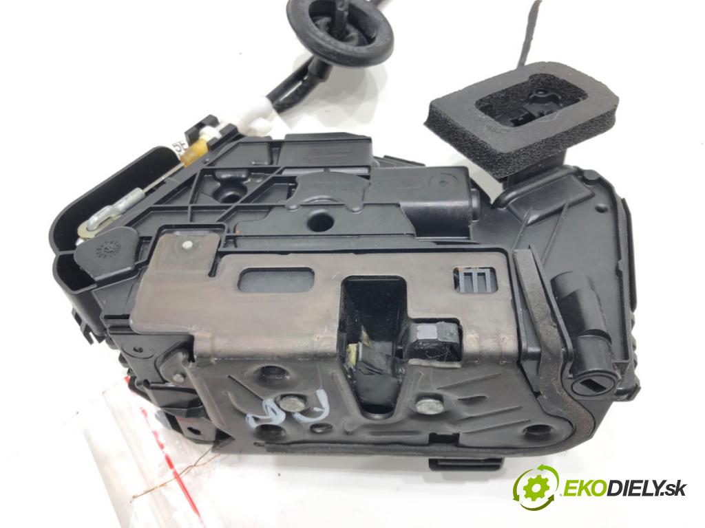 SKODA OCTAVIA III Combi (5E5, 5E6) 2012 - 2022    1.4 TSI 110 kW [150 KM] benzyna 2014 - 2020  zámok dveře pravý přední část 5TB837016A