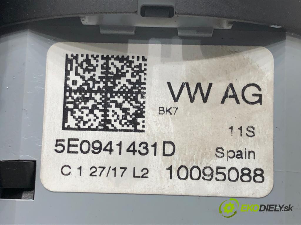 SKODA OCTAVIA III Combi (5E5, 5E6) 2012 - 2022    1.4 TSI 110 kW [150 KM] benzyna 2014 - 2020  spínač světel 5E0941431D