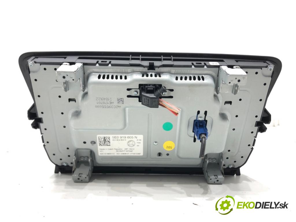 SKODA OCTAVIA III Combi (5E5, 5E6) 2012 - 2022    1.4 TSI 110 kW [150 KM] benzyna 2014 - 2020  Dislpej 5E0919605N (Prístrojové dosky, displeje)