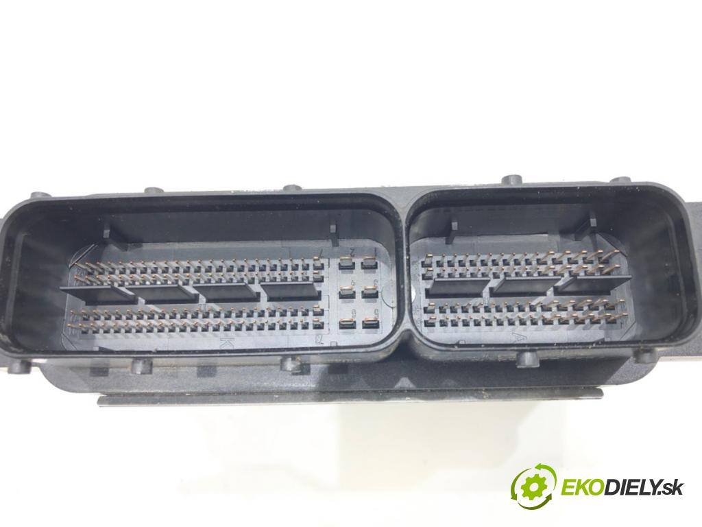 SKODA OCTAVIA III Combi (5E5, 5E6) 2012 - 2022    1.4 TSI 110 kW [150 KM] benzyna 2014 - 2020  riadiaca jednotka Motor 04E907309BH (Riadiace jednotky)