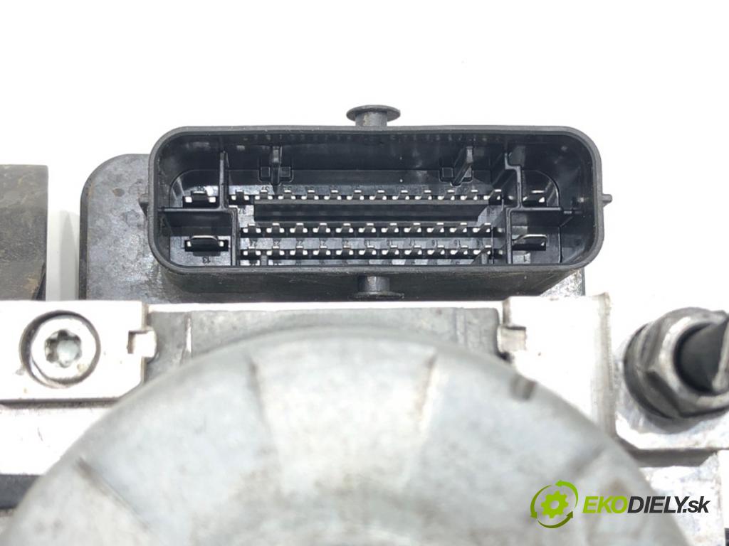 SKODA OCTAVIA III Combi (5E5, 5E6) 2012 - 2022    1.4 TSI 110 kW [150 KM] benzyna 2014 - 2020  Pumpa ABS 5Q0614517AQ (Pumpy ABS)