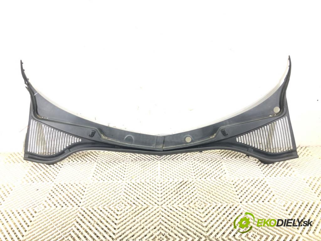 SKODA OCTAVIA III Combi (5E5, 5E6) 2012 - 2022    1.4 TSI 110 kW [150 KM] benzyna 2014 - 2020  Torpédo, plast pod čelné okno 5E1819416A (Torpéda)